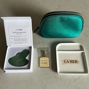 La Mer Set! Gua Sha, Tray, Pouch and Keychain